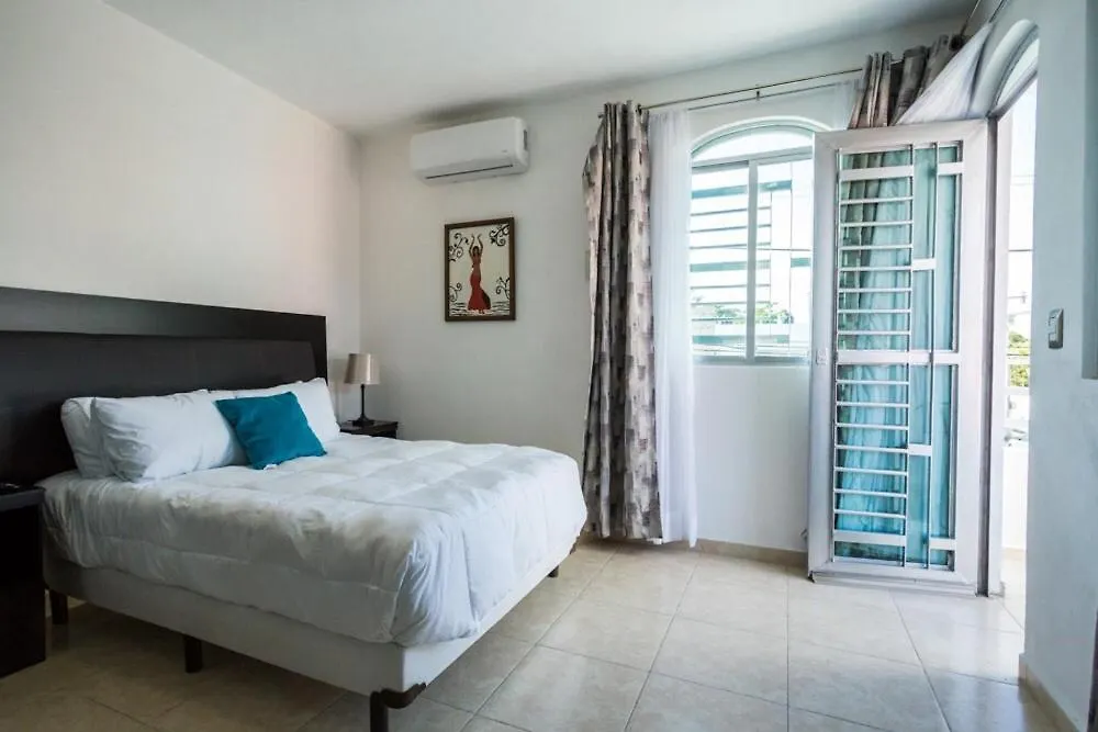 Rooms Playa Del Carmen 400Mts Playa Guest house