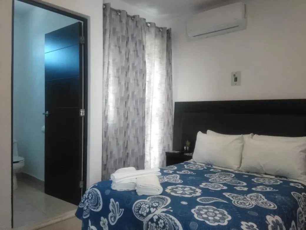 Rooms Playa Del Carmen 400Mts Playa Guest house